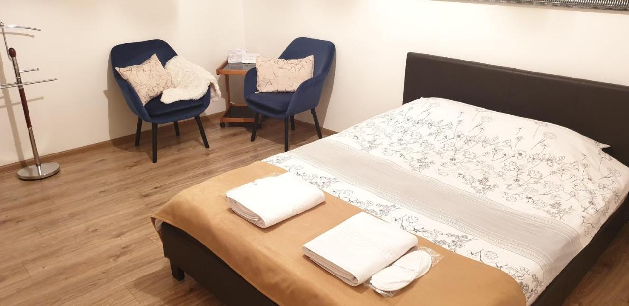 Central Apartment Dumdix Brasov Ngoại thất bức ảnh